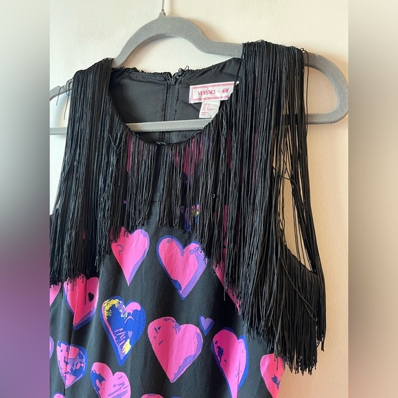 VERSACE X H&M 100% Silk Pink Heart Fringe Mini Dress - 6 - Picture 3 of 11